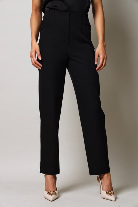 Slimleg Pants With Pleat Detail - Black
