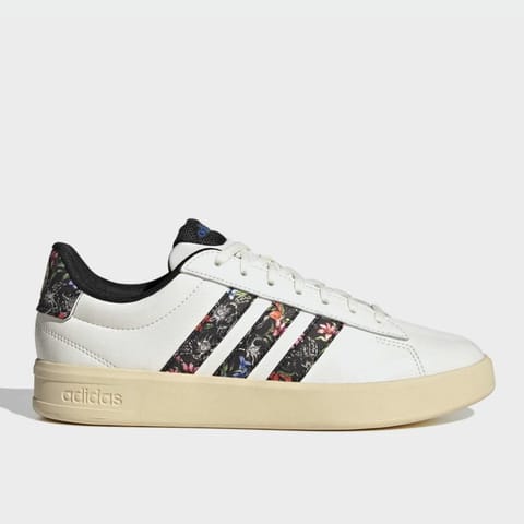 Adidas Womens Grand Court 3.0 Sneakers Beige