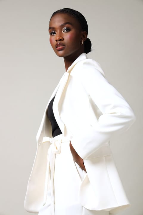 Long Sleeve Classic White Blazer - White