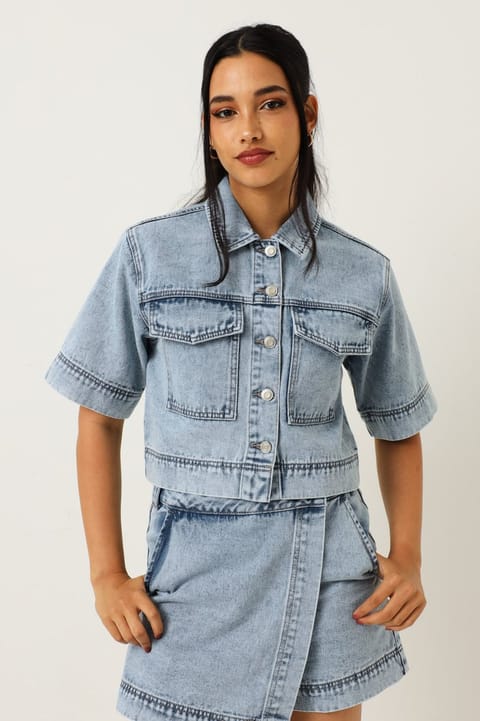 Short Sleeve Denim Shirt With Front Pockets Salty - Mid Wash