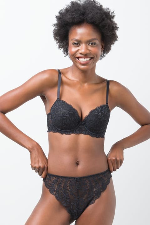 3 Pack Lace Thongs Black And Natural
